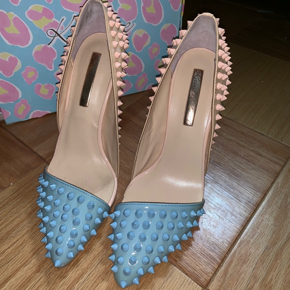 Kandee Shoes pink and blue spiked pumps Sz9